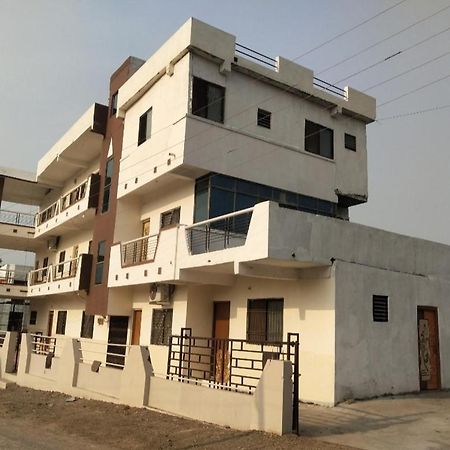 Shivam Residency Apartment Ellora Exterior photo